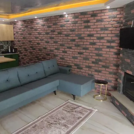 Serene Villa With Pool And Jacuzzi Surrounded By Nature In Sapanca *