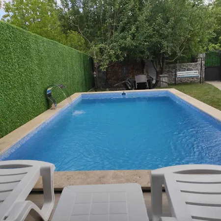 Serene Villa With Pool And Jacuzzi Surrounded By Nature In Sapanca Sakarya (Marmara)
